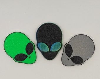 3x Color Set Alien Spaceship Magnet, Sci-Fi Lover Gift, UFO Collector Item, Outer Space Theme, Fun Fridge Decoration, Unique Magnet