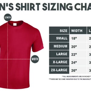 Pu&ograve; includere: Un grafico che mostra le taglie delle camicie da uomo con un'illustrazione di una t-shirt rossa. Il grafico mostra le taglie dalla S alla 2XL con le misure di larghezza e lunghezza corrispondenti in pollici.