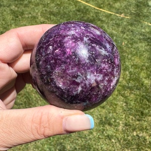 Gemmy Lepidolite Mica Crystal 65mm Sphere with Stunning Flash, Purple Lepidolite Sphere, Crystal Ball