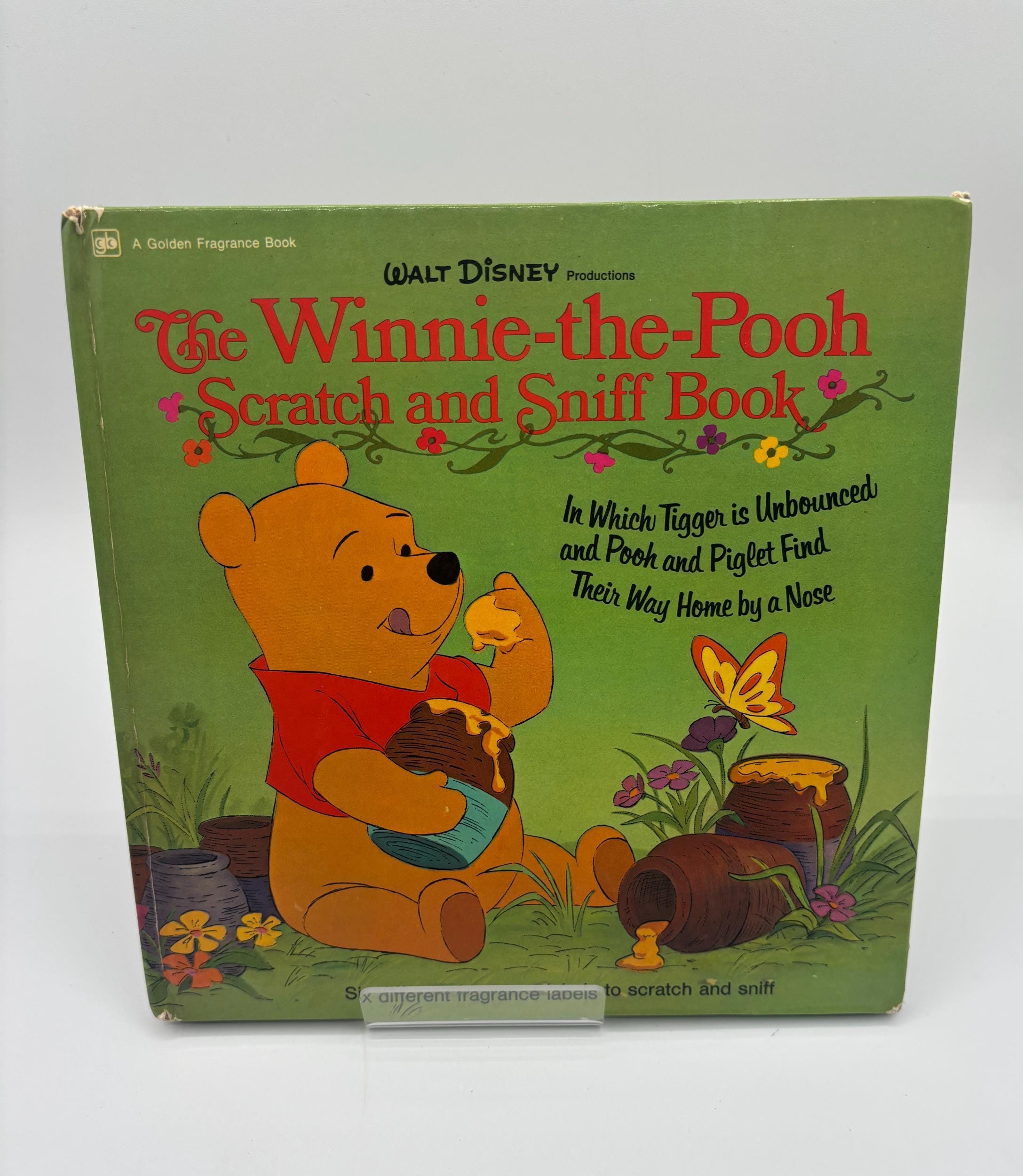 The Winnie-the-pooh Scratch and Sniff Book 1974 *read: No Scent