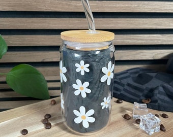 Glas mit Bambusdeckel personalisierbar/ 380ml/  personalisiert/Gänseblümchen/Iced Coffee/ mit Namen / Can / Dose