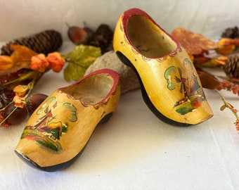 ユニークな手描きの木靴 - 伝統的なヒンデローペン - Etsy 日本