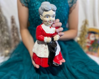 Vintage Department 56 Illuminated Christmas Village 2000 Holly