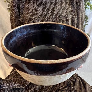 Bol para mezclar de gres vintage de los años 50, Cook Rite, cerámica rústica esmaltada marrón.