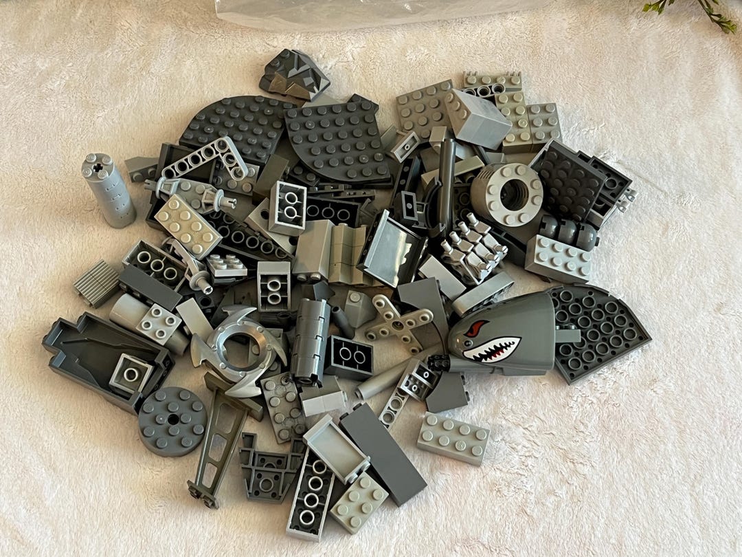 Gray Legos 1/2 Lb Assorted Lego & Compatible Bricks 8oz Building Block ...