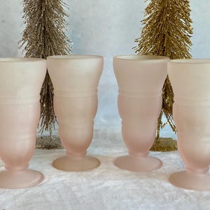 Vintage Pink Frosted Eis Soda Gläser Indiana Glass Co Parfait Sundae Vintage Gläser 4er-Set Vintage Geschenk für Mama House Warming Geschenk