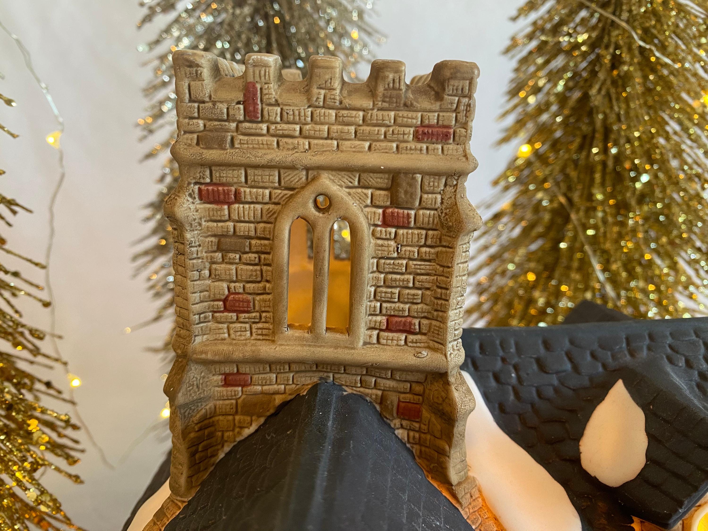 Vintage Department 56 Illuminated Christmas Village Dickens