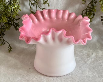 Vintage Fenton Art Glass Rüschen Hut Vase Rosa und Weiß Vintage Home Decor
