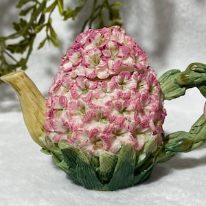 Vintage Miniature Teapot Pink Flowers Teapot Figurine Tiny Teapot Cute Figurine Vintage Ceramic Collectibles Trinket Gift Vintage Tchotchkes