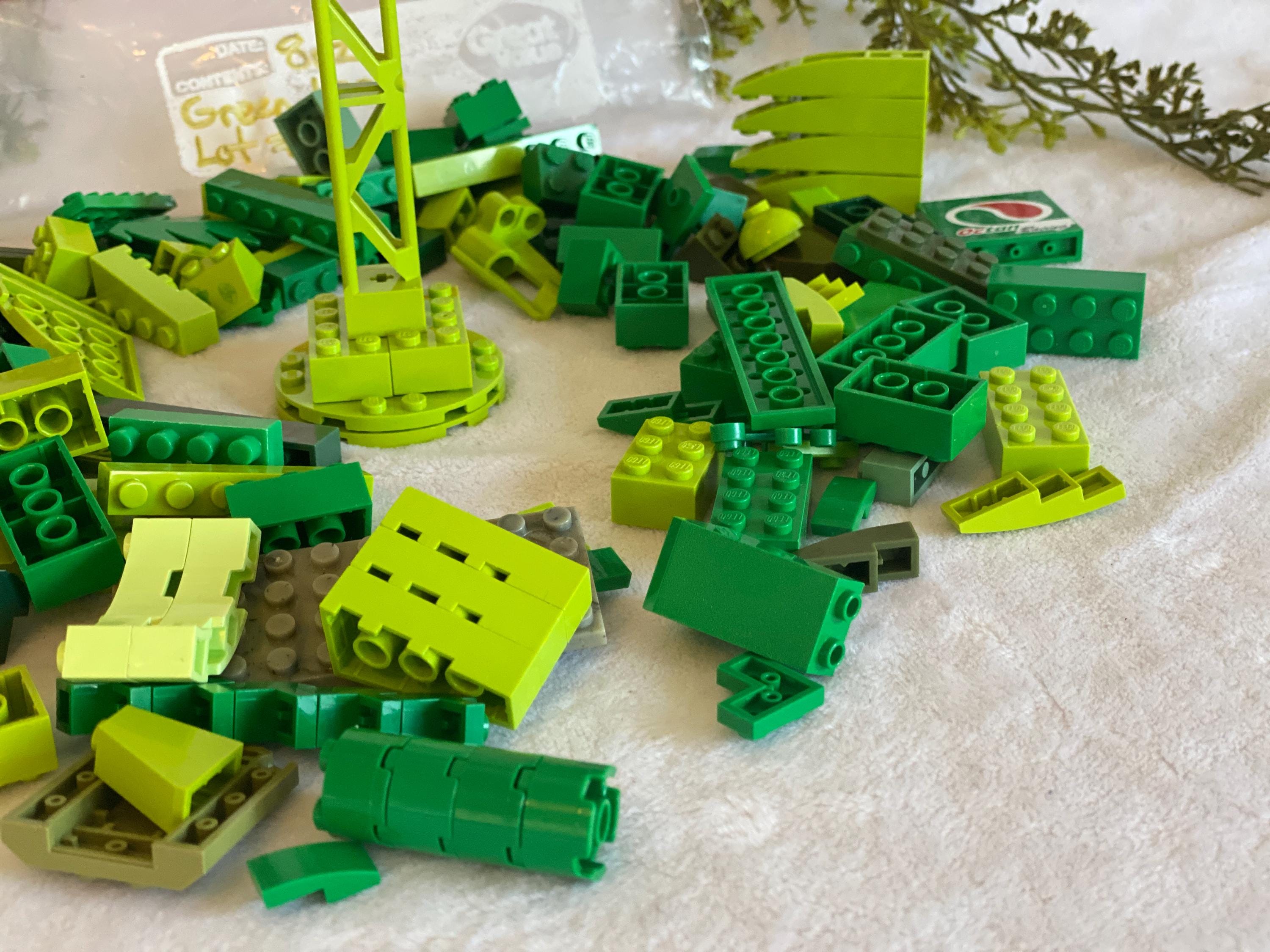 Green Legos 1/2 Lb Assorted Lego & Compatible Bricks 8oz Lego Pieces ...