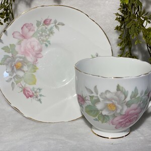 Xícara de chá e pires vintage Royal Grafton Fine Bone China, xícara de chá inglesa, decoração europeia, chá vintage, presente para anfitriã, dia das mães