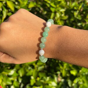 Green Aventurine Crystal Bracelet with Howlite