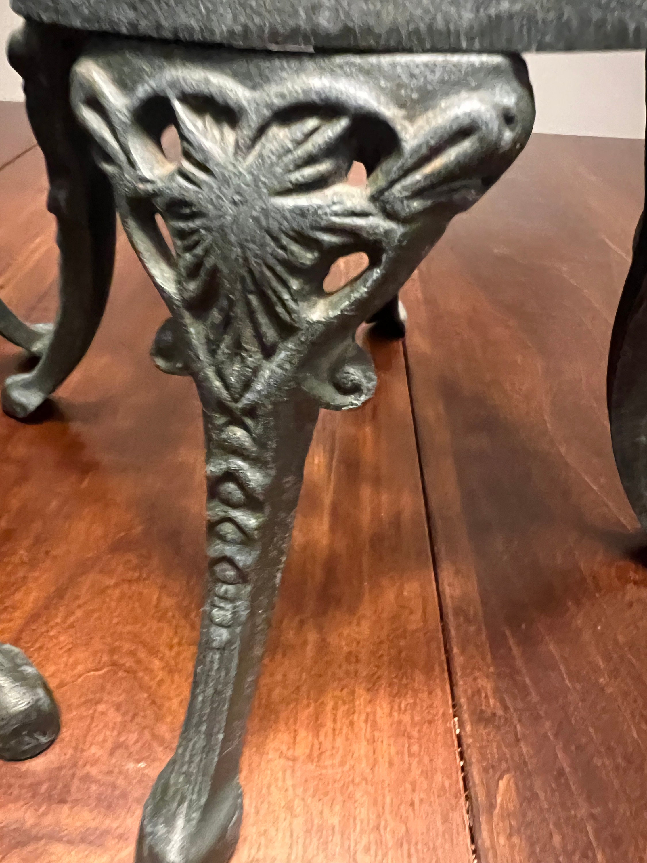 2 Vintage Display Cast Iron Garden Chairs Green Decoration - Etsy