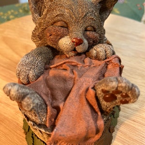 Tim  Wolfe Figurine Amanda Kitten 1993