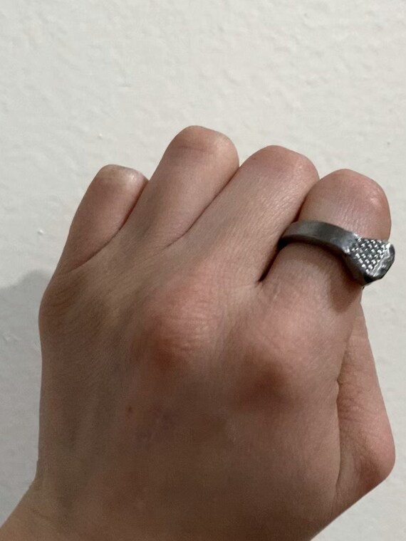 Horseshoe nail engagement ring outlet