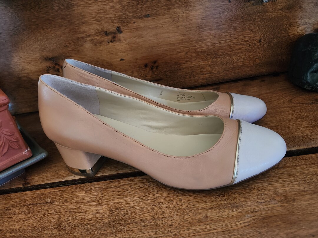 Isaac Mizrahi Heels Made In Italy Size 10 M Shoes