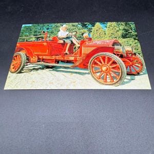 American LaFrance Antique Feuerwehrauto Postkarte Long Island Museum Red Chrome