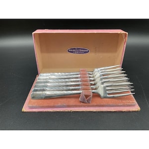 Vintage Holmes & Edwards Silberplatten Fleischgabeln in der Originalbox (Set von 6)