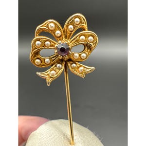 Vintage Gold-Tone Ribbon Stick Pin With Faux Pearls & Purple Rhinestone Accent Coquette