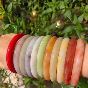 Thin jade bangle Clearance