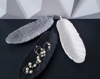 Feather Trinket Dish. Angel Feather Catchall Tray. Feather Decorative Plate. Jewlery Trinket Dish.