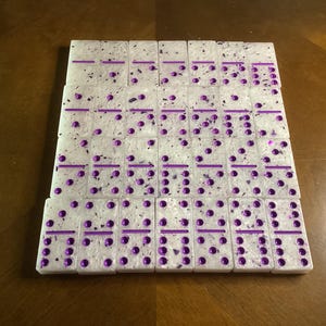 Ensemble de dominos en résine