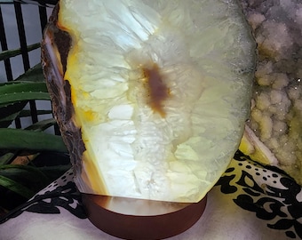 Agate Lamp, Natural Crystal Stone, Geode Crystal Lamp, Agate Geode, Bohemian Lamp, Natural Night Lamp, Rock Lamp. Include Free Gift!!