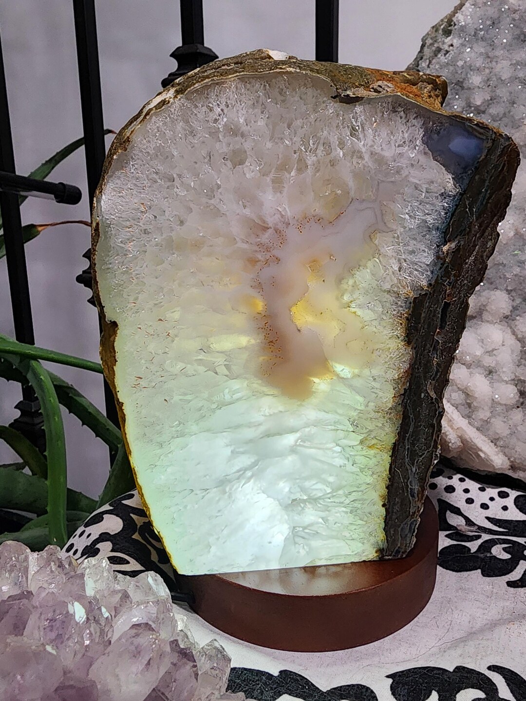 Agate Lamp, Natural Crystal Stone, Geode Crystal Lamp, Agate Geode ...
