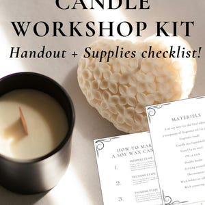 Puede incluir: Un kit de taller de velas con una vela en forma de corazón, una vela negra y folletos de instrucciones. El kit incluye una lista de verificación y una plantilla PDF editable. El texto de la imagen dice "ONE + DONE CANDLE WORKSHOP KIT".