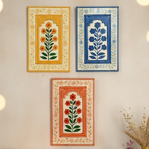 Rajasthani Jharokha Trio Wall Art Set / Marcos florales indios pintados a mano de 12"