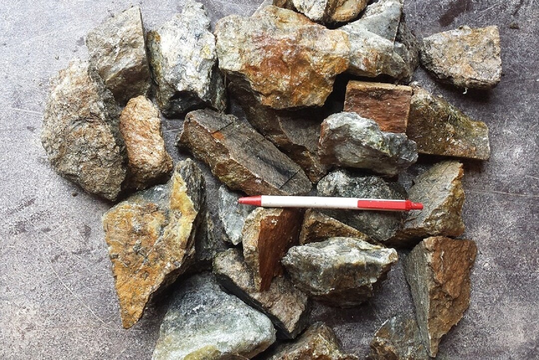 Soapstone BBQ Smoker Chips HEAT STONES Grill Gifts Smoker Chunks Oregon