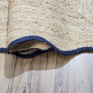 Handmade braided Scallop Rug, Natural Blue Strip Jute Rug, Scalloped Jute Rug, Jute Area Rug, Handwoven Jute Rug, Custom Rug, Eco Friendly