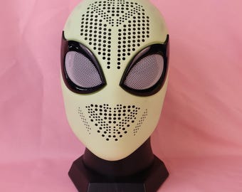 Custom PVC Faceshell Mask With Magnetic Lenses Hero Prop