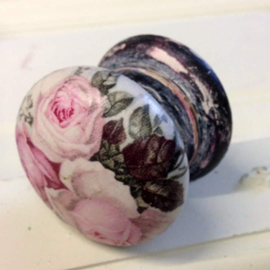 Lovely Aged Romantic Shabby Chic Pink Rose Buds Vintage Retro Black ...