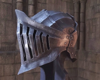Alva Knight Helmet
