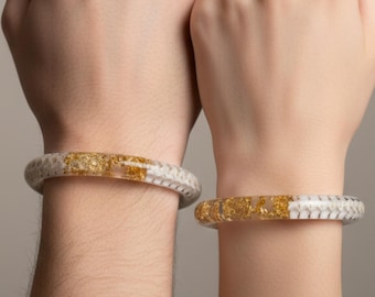 Vertebrae Bracelet in Resin with Gold Leaf Accents, Gothic Jewelry for Couples, Oddities Bracelet