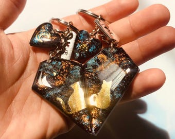 Handmade Resin Cat Keychain Set, Galaxy Heart Charms, Couple Keyrings