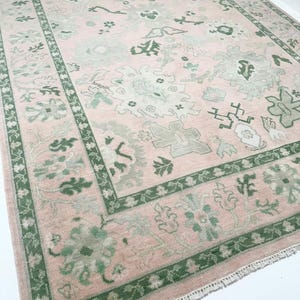 9&#39;x12&#39; Handmade Oushak Rug: Pink, Ivory & Blue Floral Wool