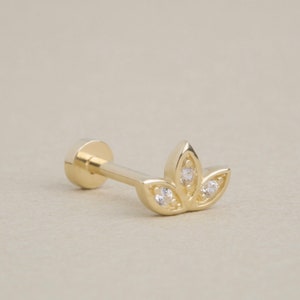 Lotus Tragus Piercing, 14K Solid Gold Lotus Floral Piercing, Dainty Flower Earring, Minimal Tragus Piercing