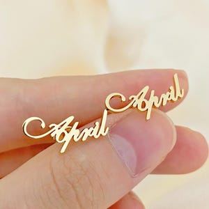 Dainty Minimalist Name Earrings, Custom Name Earrings, Stud Earrings, Nameplate Earrings Gold, Personalized Earring, Mom Gift,Christmas Gift
