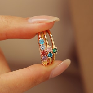 Dainty Birthstone Ring, Custom Ring, Colorful Round Diamond Ring, Family Birthstone Ring, Gold Mothers Birth Month Ring, Personalized Gift