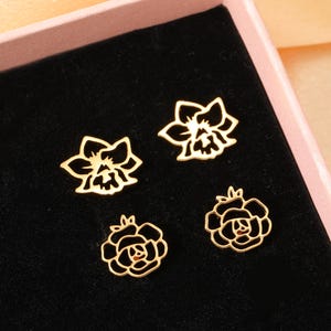 Custom Name Birth Flower Earrings,Flower Earring Gold,Silver,Rose Gold,Birth Flower Jewelry,Women Earring,Birthday Gift,Personalized Jewelry