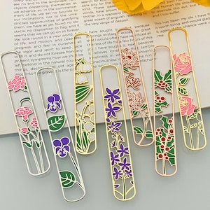 Custom Birth Flower Bookmark, Dainty Flower Bookmark, Women Floral Bookmark,Reading Lovers Gift,Book Lover Gift,Custom Birthday Gift for Her