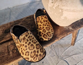 Barefoot clogs,Clogs women,grounding shoes,barefoot slippers suede,wide toe box,calf hair,Leopard print custom,Gift for her,Handmade shoes
