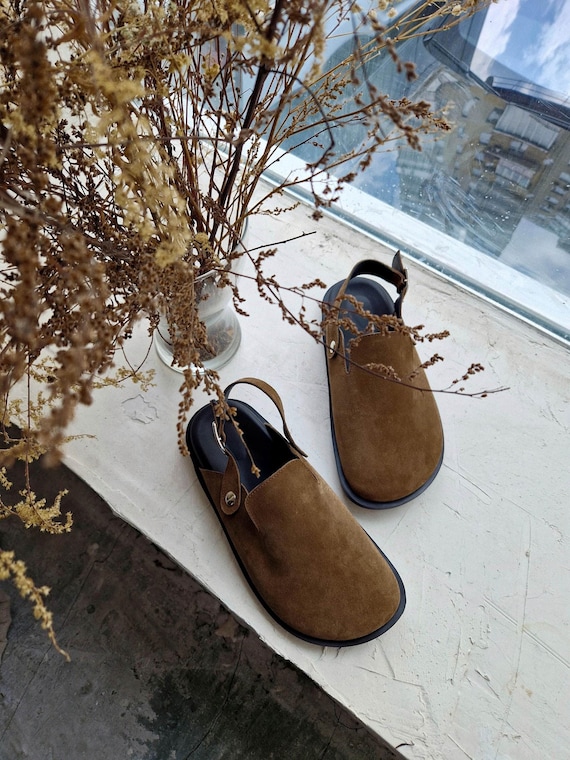 Barefoot clogs,Grounding shoes,Brown suede leather,Womens wide toe box shoes,Comfy suede low barefoot shoes for women,Handmade suede shoes