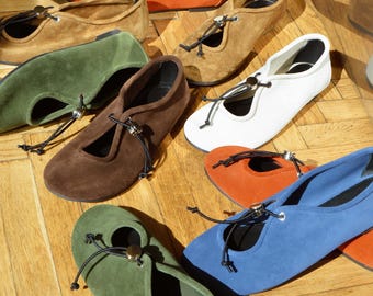 Shoes with anatomical shaped round toe,blue suede ballet flats,Handcrafted grounding shoes,barefoot shoes women,brown suede,flats barefoot
