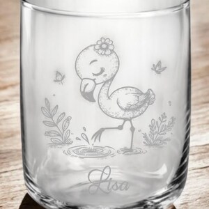 Flamingo Kinder Trinkglas mit Gravur, personalisiert mit Namen oder Wunschtext, 3 versch. Glasformen,  Geschenk für Flamingofans, Art.Nr.F1