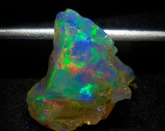 AAA natural Oil ethiopian opal rough weight 7 crt big size opal rough stone welo opal rough multi fire opal rough A-5