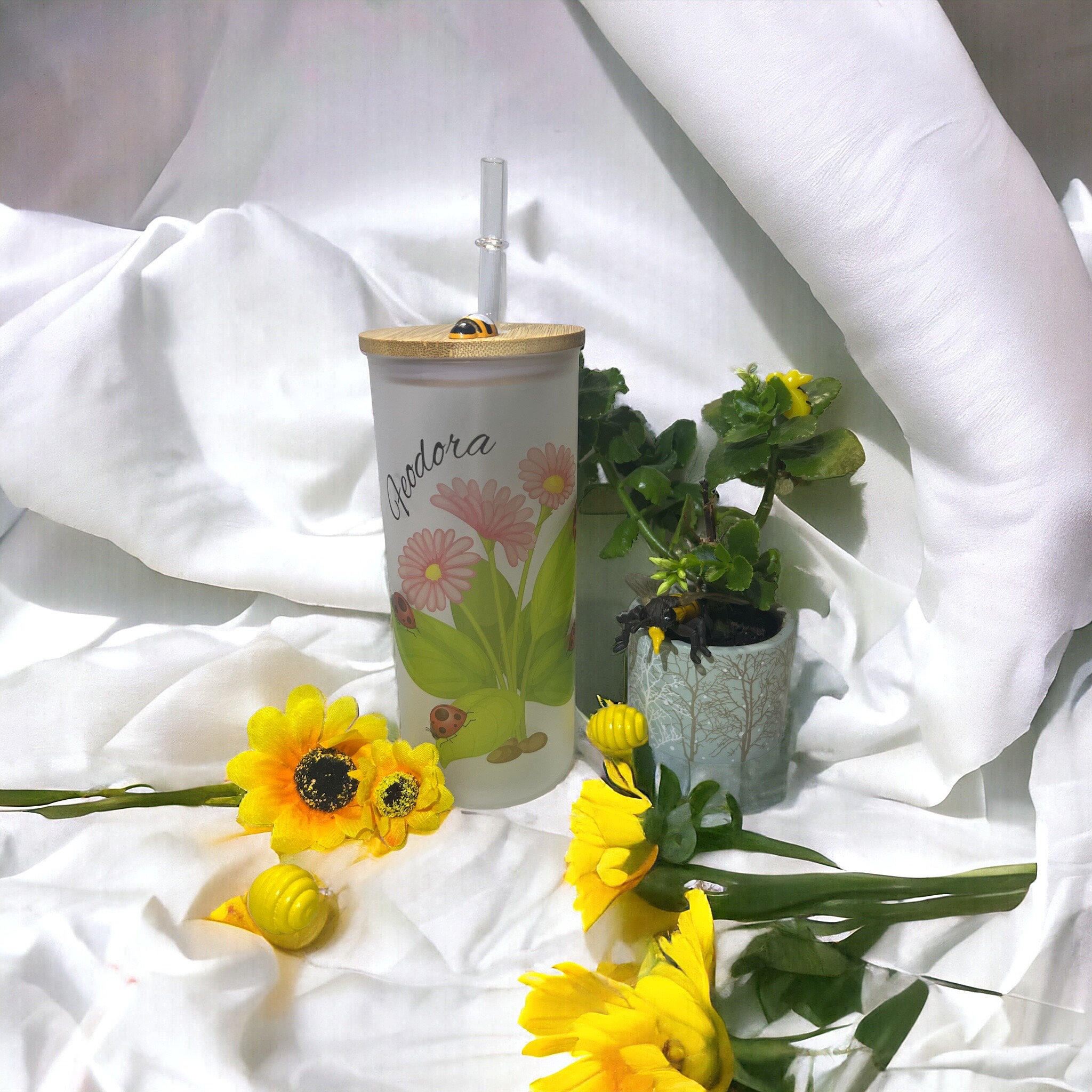 Personalized Birth Flower Tumbler, Gifts for Her, Bridesmaid Gifts, Personalized Birth Flower Coffee Cup