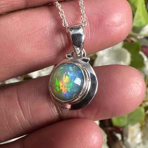 Natürliche Opal Anhänger Halskette: Handgemachte 925 Sterling Silber Schmuck